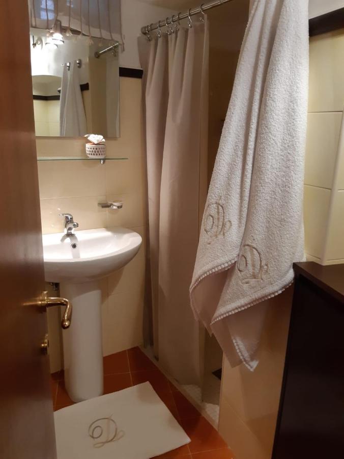 Donna Lucrezia Dimora A Corte B&B コンヴェルサーノ エクステリア 写真