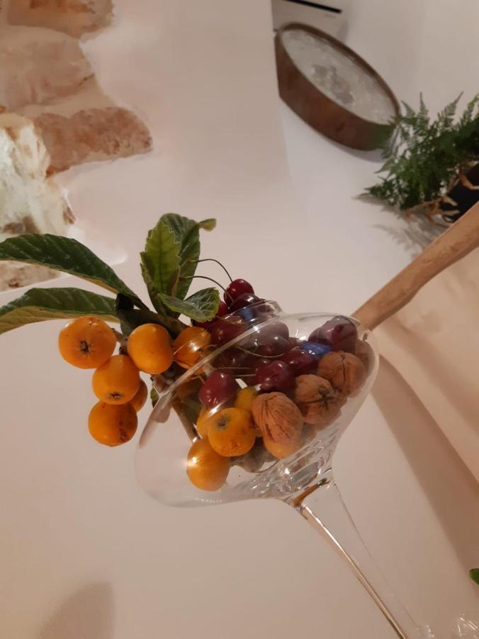 Donna Lucrezia Dimora A Corte B&B コンヴェルサーノ エクステリア 写真