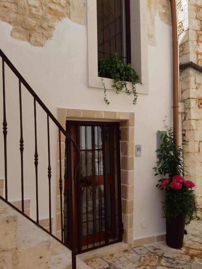 Donna Lucrezia Dimora A Corte B&B コンヴェルサーノ エクステリア 写真